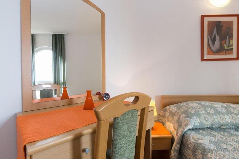 Marija F2 Apartment Krk Town Zewnętrze zdjęcie